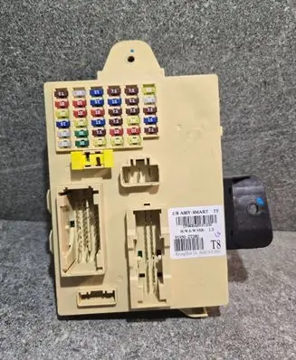 KIA Optima Fuse module 919502T080 TE080EA501311M30