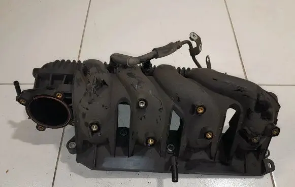 Nissan Juke I F15 Intake manifold NOCODE