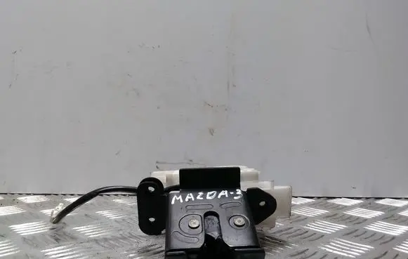 Mazda 3 I Tailgate/trunk/boot lock/catch/latch B6701