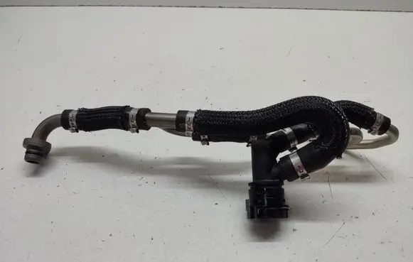 Opel Mokka B Engine coolant pipe/hose 9841988280
