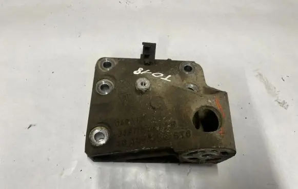Porsche Cayenne (9PA) Engine mounting bracket 9481152012R