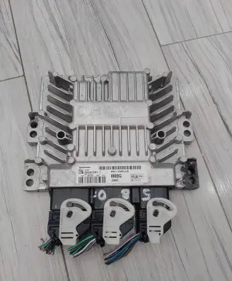 Ford C-MAX I Engine control unit/module ECU 8M5112A650