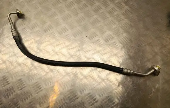 Polestar 2 Air conditioning (A/C) pipe/hose 31699297