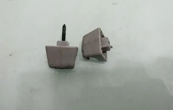 Sun visor clip/hook/bracket