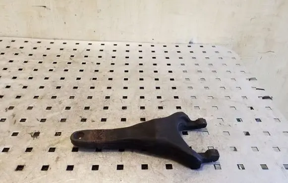 Toyota RAV 4 (XA20) Clutch release arm fork 