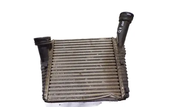 Audi Q7 4L Intercooler radiator 7L6145804