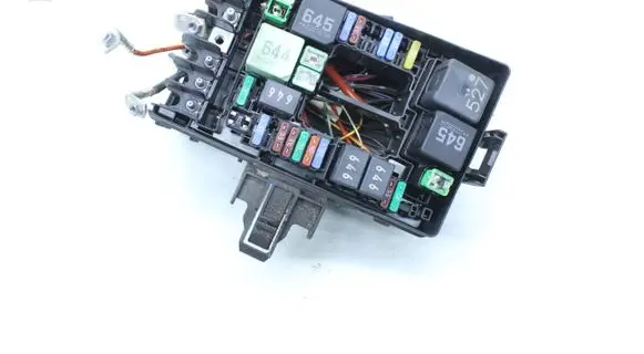 Volkswagen PASSAT B8 Fuse module 5Q0907361D