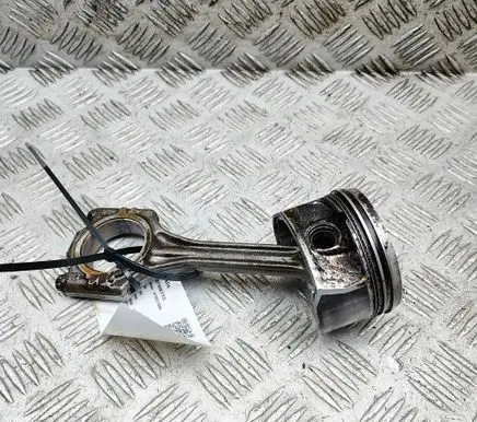 Volkswagen Polo V 6R Piston 03E107065J 03L105401A