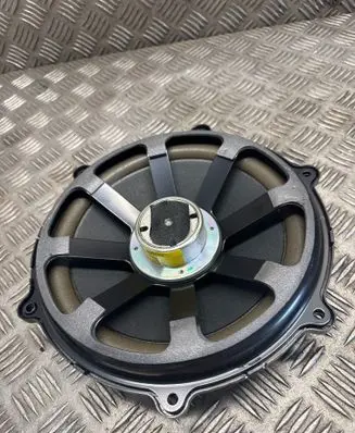Land Rover Range Rover Sport L320 Subwoofer speaker 5H3218C979AB XQA500120 12211H0032