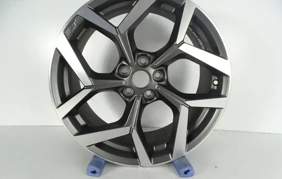 Ford Puma Original wheel cap M1TJ-10007-BB