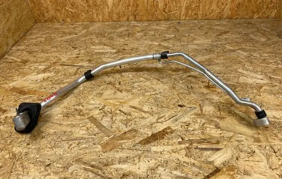 Audi A4 S4 B9 8W Air conditioning (A/C) pipe/hose 8W0816738Q