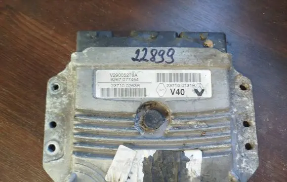 Renault Megane II Engine control unit/module 237100131r 237100263r