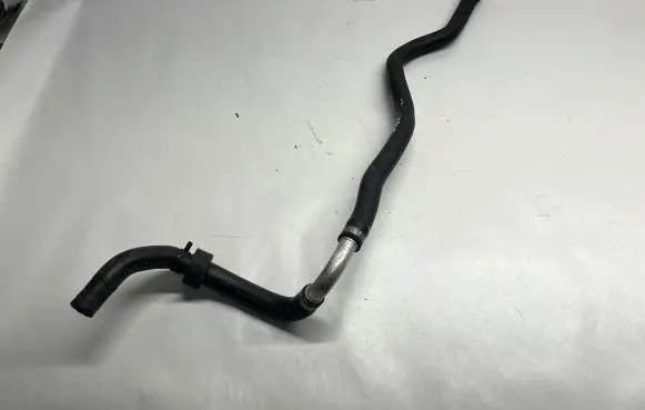 Mercedes-Benz GL X166 Engine coolant pipe/hose A1668300696