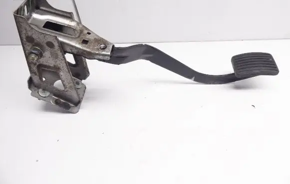 Clutch pedal