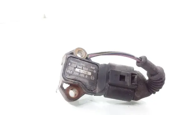 Volkswagen Golf IV Air pressure sensor 038906051B 0281002399