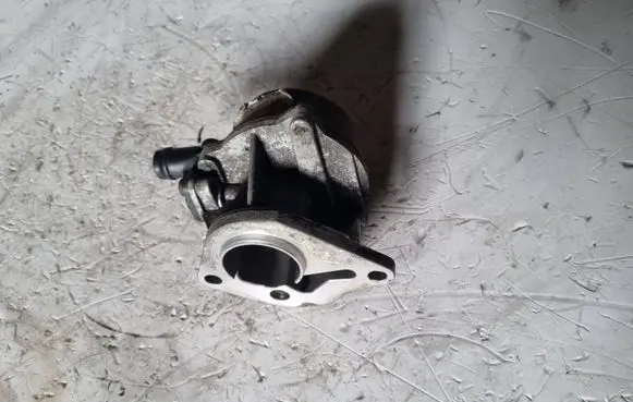 Renault Trafic II (X83) Vacuum pump 8200072985 72238908F