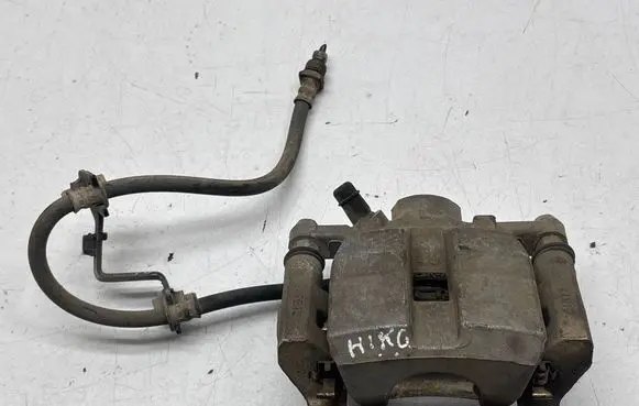 Toyota Highlander XU50 Rear brake caliper 