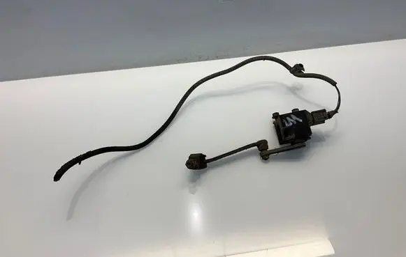 Mercedes-Benz E W211 Air suspension front height level sensor A0105427717 18603 0105427717