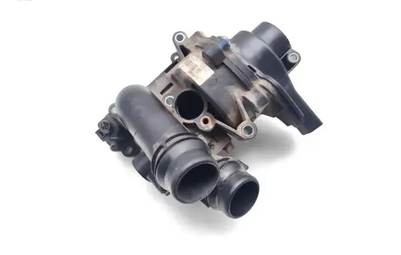 Audi A5 8T 8F Water pump 06J121026P 8400008773