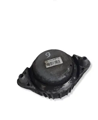 Mercedes-Benz E W212 Engine mount bracket A2122404117