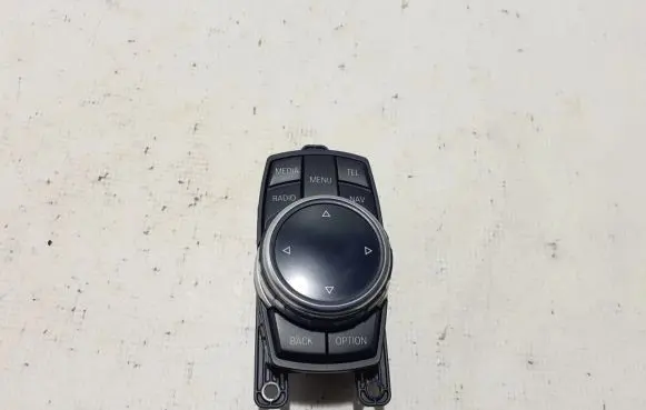 BMW 5 F10 F11 Multifunctional control switch/knob 9320288