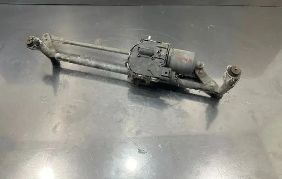 Skoda Octavia Mk2 (1Z) Front wiper linkage and motor 1Z1955119A 0390241754