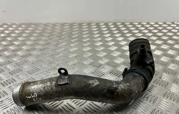 Volvo XC70 Turbo air intake inlet pipe/hose 30636854