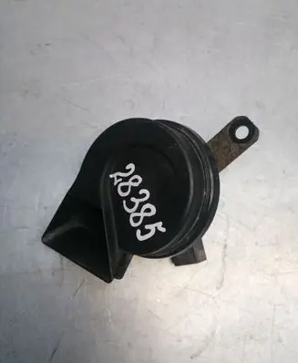 Volkswagen Polo IV 9N3 Horn signal E1000233 A28657625