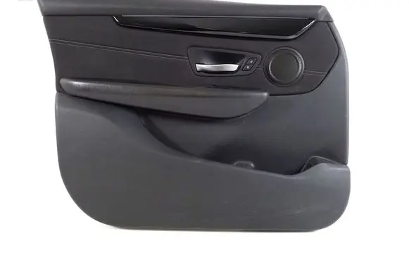 BMW 2 F46 Front door card panel trim 7404813