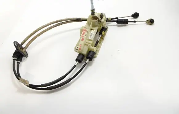 Volvo V60 Gear shift cable linkage 03270530 11042011 617219CECDA