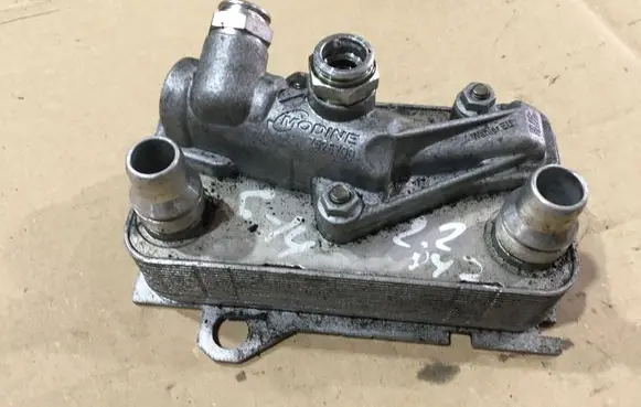 Mercedes-Benz C W205 Transmission/gearbox oil cooler A0995002500