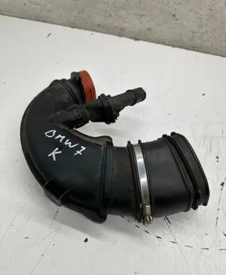 BMW 7 F01 F02 F03 F04 Air intake duct part 7577452 70329326 10991210