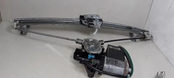 Mitsubishi Galant Front door window regulator with motor MR215406 0620200043