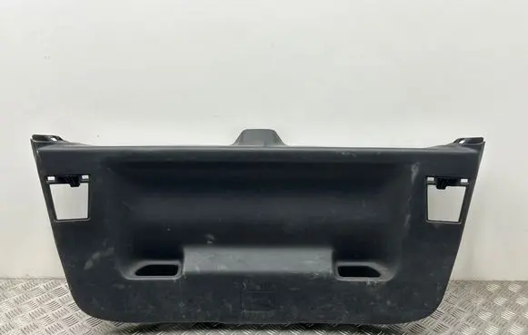 Toyota Auris E180 Tailgate/boot lid cover trim 6478002020