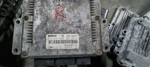 Renault Master II Engine control unit/module ECU 0281010784 8200132188 8200091432