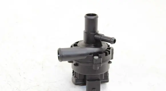 Mercedes-Benz E C207 W207 Electric auxiliary coolant/water pump