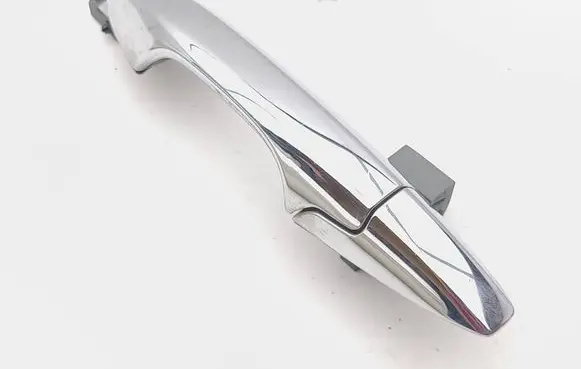 Honda CR-V Front door exterior handle