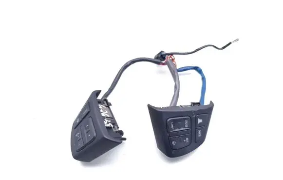 Suzuki SX4 S-Cross Steering wheel buttons/switches 