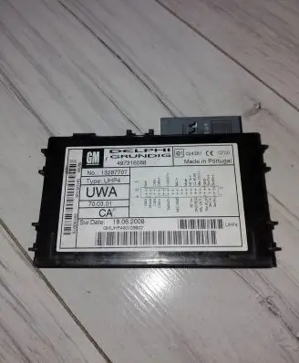 Opel Astra H Bluetooth control unit module 13287707