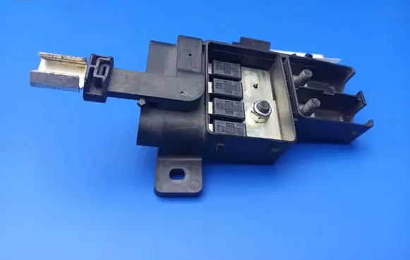 BMW 7 E65 E66 Fuse module 61138385164 10688710 61146964225