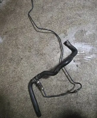 BMW 5 E39 Engine coolant pipe/hose 642169063586