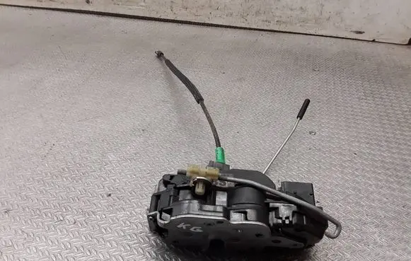 Opel Insignia A Rear door lock 13503177