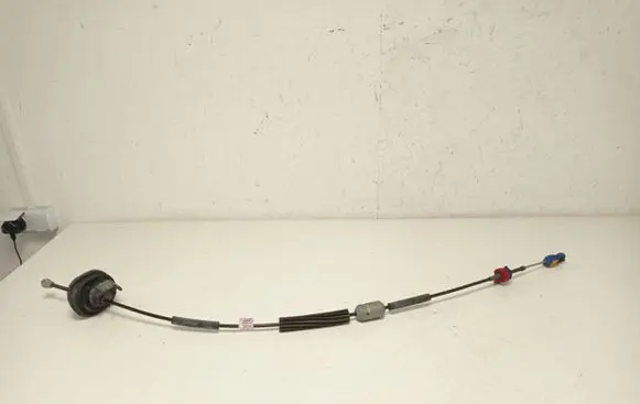 Gear shift cable linkage