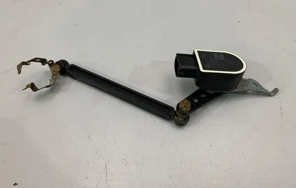 BMW 4 F36 Gran coupe Headlight/headlamp level sensor 6870000