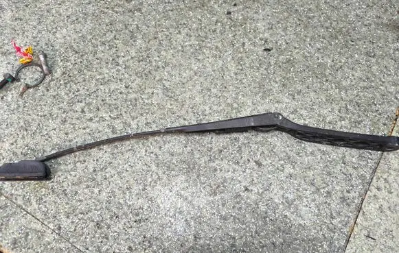 BMW 3 E36 Headlight wiper blade set 186057