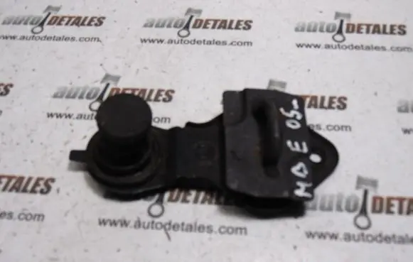 Mercedes-Benz E W211 Engine bonnet/hood lock/latch loop/hook A2118800360