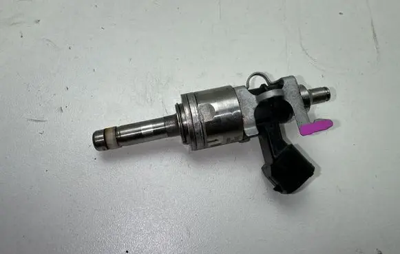 Subaru Outback (BT) Fuel injector 16611AB06A