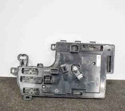 Tesla Model 3 Central body control module 107867384E