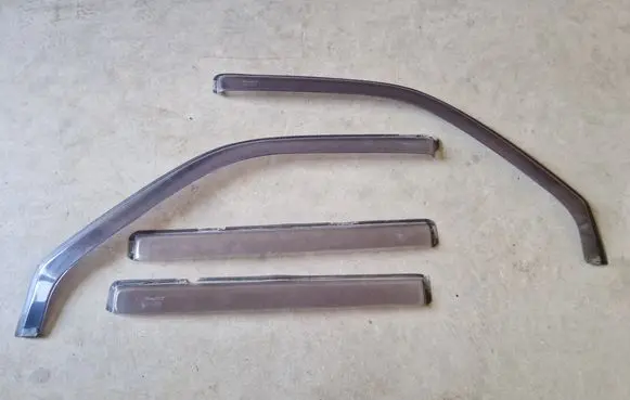 Mitsubishi Pajero Sport I Front door wind deflector 