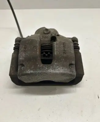 Mercedes-Benz C W204 Front brake caliper